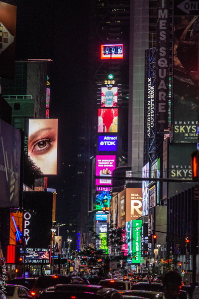 Times Square by night.jpg